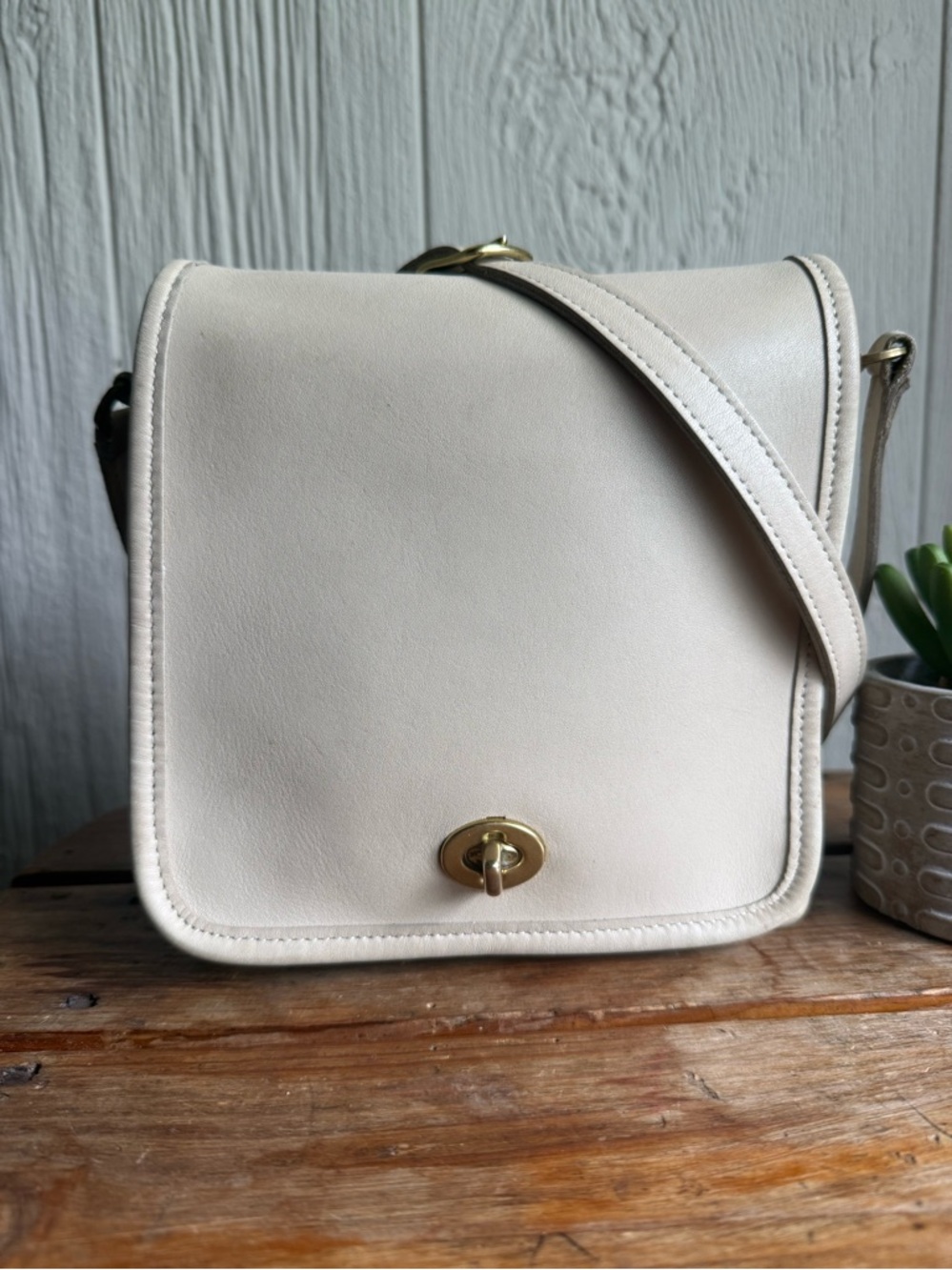 Vintage Coach Companion Flag Bag in Bone #9076